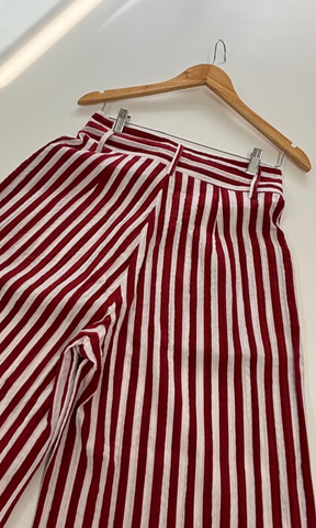 CALÇA LAYSE LISTRADA VERMELHA